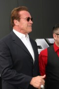 Арнольд Шварценеггер (Arnold Schwarzenegger) Terminator Genisys Premiere at the Dolby Theater (Hollywood, June 28, 2015) - 332xHQ 6b91c1432979939