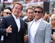 Арнольд Шварценеггер (Arnold Schwarzenegger) Terminator Genisys Premiere at the Dolby Theater (Hollywood, June 28, 2015) - 332xHQ 86b68c432979243