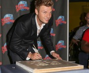 Ник Картер (Nick Carter) Promoting his book 'Facing the Music' at Planet Hollywood Times Square (September 24, 2013) (110xHQ) 974580432974893