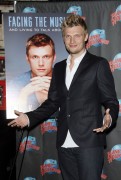 Ник Картер (Nick Carter) Promoting his book 'Facing the Music' at Planet Hollywood Times Square (September 24, 2013) (110xHQ) Abcc89432974834