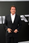 Арнольд Шварценеггер (Arnold Schwarzenegger) Terminator Genisys Premiere at the Dolby Theater (Hollywood, June 28, 2015) - 332xHQ Adfb6f432978577