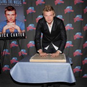Ник Картер (Nick Carter) Promoting his book 'Facing the Music' at Planet Hollywood Times Square (September 24, 2013) (110xHQ) B613e5432974769