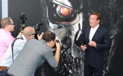 Арнольд Шварценеггер (Arnold Schwarzenegger) Terminator Genisys Premiere at the Dolby Theater (Hollywood, June 28, 2015) - 332xHQ C52a38432979163