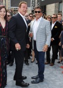 Арнольд Шварценеггер (Arnold Schwarzenegger) Terminator Genisys Premiere at the Dolby Theater (Hollywood, June 28, 2015) - 332xHQ Ca3c29432979701