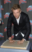Ник Картер (Nick Carter) Promoting his book 'Facing the Music' at Planet Hollywood Times Square (September 24, 2013) (110xHQ) D93bc0432974837