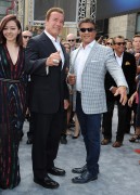 Арнольд Шварценеггер (Arnold Schwarzenegger) Terminator Genisys Premiere at the Dolby Theater (Hollywood, June 28, 2015) - 332xHQ Deb358432979713