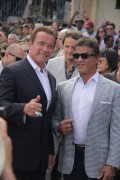 Арнольд Шварценеггер (Arnold Schwarzenegger) Terminator Genisys Premiere at the Dolby Theater (Hollywood, June 28, 2015) - 332xHQ F0588d432979450