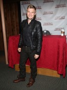 Ник Картер (Nick Carter) 'Facing the Music' Book Signing at Bookends (September 23, 2013) (31xHQ) Fc8049432974687