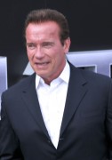 Арнольд Шварценеггер (Arnold Schwarzenegger) Terminator Genisys Premiere at the Dolby Theater (Hollywood, June 28, 2015) - 332xHQ 201669432980046