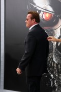 Арнольд Шварценеггер (Arnold Schwarzenegger) Terminator Genisys Premiere at the Dolby Theater (Hollywood, June 28, 2015) - 332xHQ 60acfd432980681
