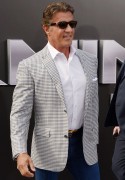 Сильвестр Сталлоне (Sylvester Stallone) Terminator Genisys Premiere at the Dolby Theater (Hollywood, June 28, 2015) (138xHQ) 6a9b35432988027