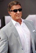 Сильвестр Сталлоне (Sylvester Stallone) Terminator Genisys Premiere at the Dolby Theater (Hollywood, June 28, 2015) (138xHQ) 8b0056432986361