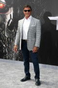 Сильвестр Сталлоне (Sylvester Stallone) Terminator Genisys Premiere at the Dolby Theater (Hollywood, June 28, 2015) (138xHQ) C25e95432987296