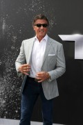 Сильвестр Сталлоне (Sylvester Stallone) Terminator Genisys Premiere at the Dolby Theater (Hollywood, June 28, 2015) (138xHQ) Eb97e0432987924