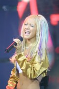 Кристина Агилера (Christina Aguilera) MTV Total Request Live - December 8 (13xHQ) A482fb434273480