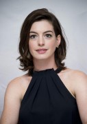 Энн Хэтэуэй (Anne Hathaway) press conference for her upcoming movie The Intern August 30-2015 (47xHQ) 3351d9434480185