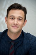 Джозеф Гордон-Левитт (Joseph Gordon-Levitt) Don Jon press conference portraits by Vera Anderson (Toronto, September 10, 2013) - 6xHQ E3a28f434906689