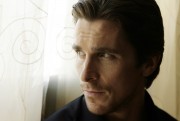 Кристиан Бэйл (Christian Bale) Photoshoot in Beverly Hills, August 21 - 3xHQ D00bec434930409