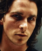 Кристиан Бэйл (Christian Bale) фотограф Phil Knott, 2003 (6xHQ) 955650435079438