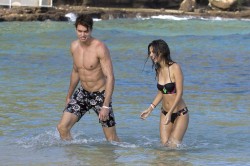 http://thumbnails114.imagebam.com/43512/841ee4435111486.jpg
