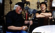 Джеки Чан и его пропавшая семья / Traces of a Dragon: Jackie Chan & His Lost Family (2003) 72ccb9435421964