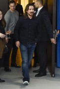 Кристиан Бэйл (Christian Bale) Knight of Cups Photocall during the 65th Berlinale International Film Festival at Grand Hyatt Hotel (Berlin, February 8, 2015) (128xHQ) 757e8b436173873