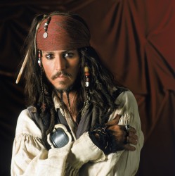 Пираты Карибского моря: Проклятие черной жемчужины / Pirates of the Caribbean: The Curse of the Black Pearl (Найтли, Депп, Блум, 2003) C53e0a436577816