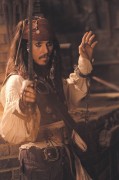 Пираты Карибского моря: Проклятие черной жемчужины / Pirates of the Caribbean: The Curse of the Black Pearl (Найтли, Депп, Блум, 2003) 5b6be9436582544