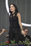 Andrea Corr - Страница 2 768b63436810825