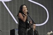 Andrea Corr - Страница 2 A9f30e436811002