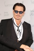 Джонни Депп (Johnny Depp) The Art Of Elysium 8th Annual Heaven Gala at Hangar (Santa Monica, January 10, 2015) - 34xHQ Fe9ea2437141289