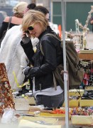 Дрю Бэрримор (Drew Barrymore) Shopping at a Flea Market in LA (9хHQ) 38de40437610881