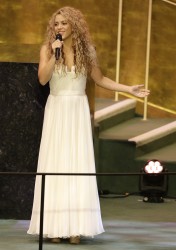 Шакира (Shakira) Performs at the 2015 Sustainable Development Summit at the United Nations in New York - 25/09/2015 F98c30437738384