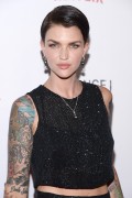 Ruby Rose  D6cd85438443395