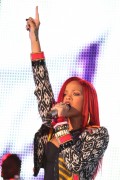 Рианна (Rihanna) MTV's 'The Seven' on Times Square in New York City, 15.11.2010 (42xHQ) 1e52ff439804688