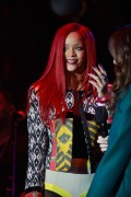 Рианна (Rihanna) MTV's 'The Seven' on Times Square in New York City, 15.11.2010 (42xHQ) 4897fb439804604