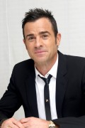 Джастин Теру (Justin Theroux) The Leftovers press conference (Los Angeles, September 21, 2015) C85e95440117800