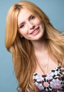 Bella Thorne 4fa138440557201