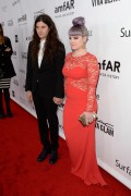 Kelly Osbourne - Страница 2 6383f3442537525