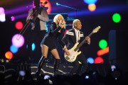 Гвен Стефани (Gwen Stefani) MTV EMA Show in Frankfurt,  11.11.2012 (53xHQ) 09cb54444515160