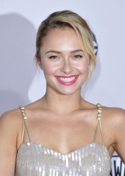 "Hayden Panettiere" - Hayden Panettiere - 40th American Music Awards at Nokia Theatre L.A. Live in Los Angeles - Nov. 18,2012 (30xHQ) B4f33d444528099