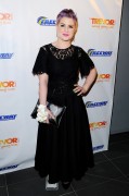 Kelly Osbourne - Страница 3 Df60fd444622327