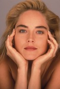 Sharon Stone - Страница 5 02818c444757192