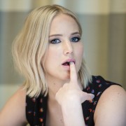 Дженнифер Лоуренс (Jennifer Lawrence) ‘The Hunger Games Mockingjay Part 2’ Berlin Press Conference in Berlin, Germany, 03.11.2015 - 69xHQ 22959c444959219