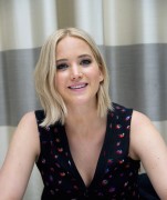 Дженнифер Лоуренс (Jennifer Lawrence) ‘The Hunger Games Mockingjay Part 2’ Berlin Press Conference in Berlin, Germany, 03.11.2015 - 69xHQ 430c00444958929