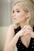 Дженнифер Лоуренс (Jennifer Lawrence) ‘The Hunger Games Mockingjay Part 2’ Berlin Press Conference in Berlin, Germany, 03.11.2015 - 69xHQ 61a74e444959246
