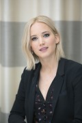 Дженнифер Лоуренс (Jennifer Lawrence) ‘The Hunger Games Mockingjay Part 2’ Berlin Press Conference in Berlin, Germany, 03.11.2015 - 69xHQ Fd8671444959067