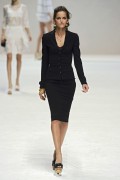 Изабель Гулар (Izabel Goulart) Dolce&Gabbana SS 2011 - 6xMQ 5d9dfe445004228