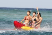 Руби Роуз (Ruby Rose) - and gang enjoying water sports and sunbathing in Formentera, 03.08.2015 - 40xHQ 4c2327445186011