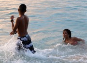 Рианна (Rihanna) in bikini on beach, Barbados 2011.12.29 (58xHQ) 838020445189069